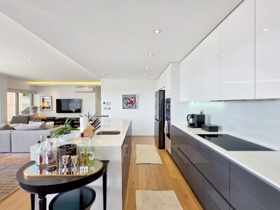 3 Bedroom Property for Sale in Bantry Bay Western Cape